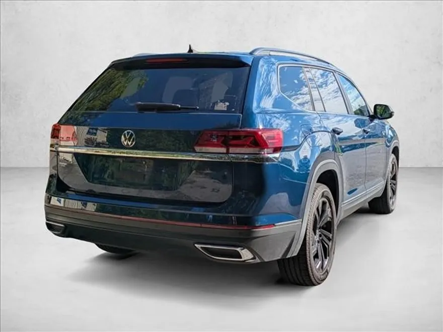 2022 Volkswagen Atlas SE Technology photo 1