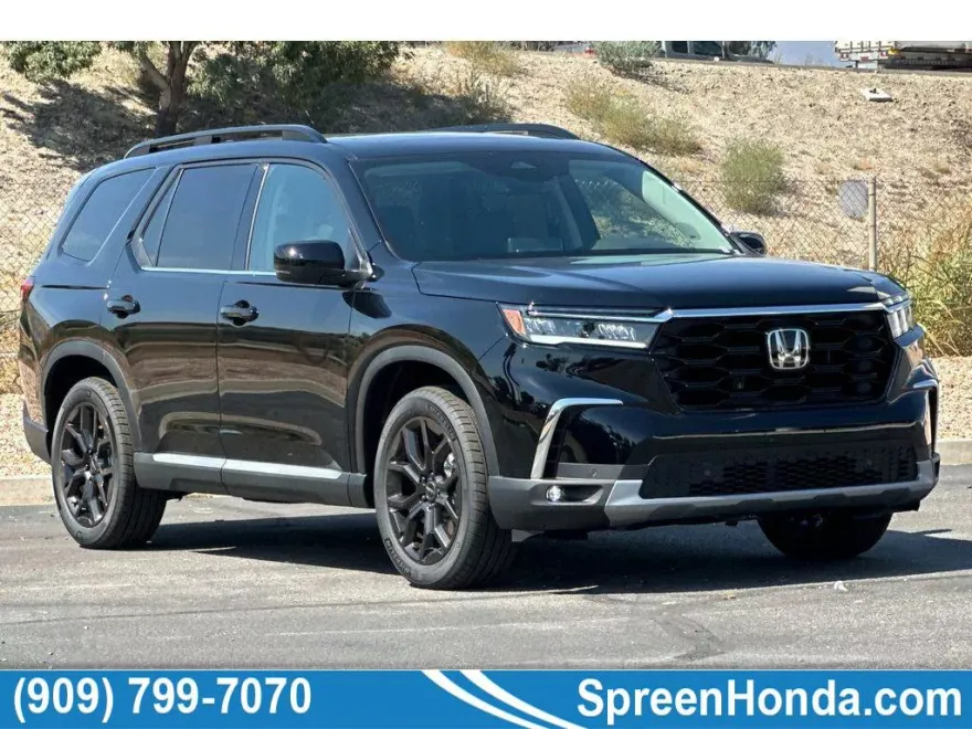 2025 Honda Pilot Touring photo 1