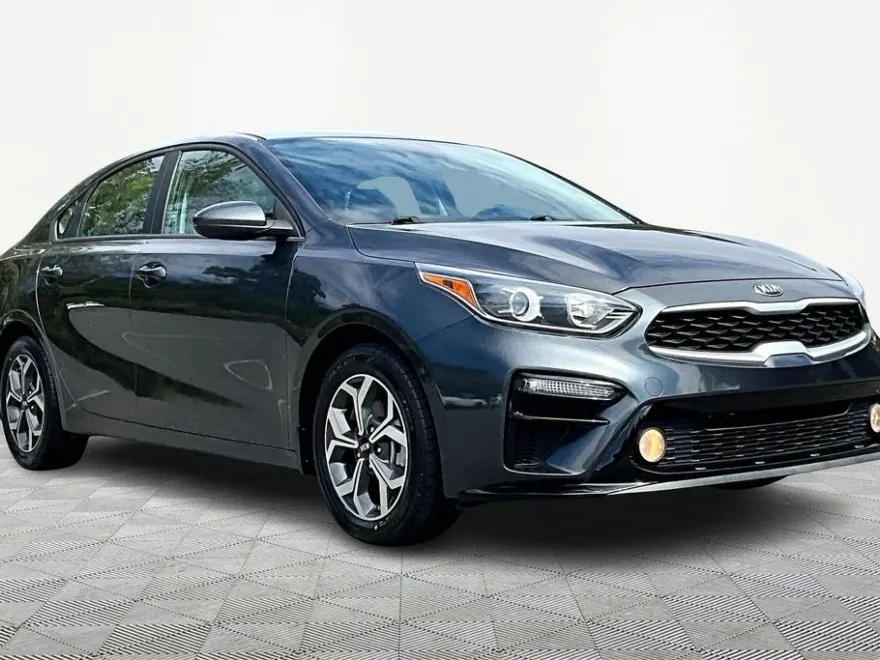 2020 Kia Forte LXS photo 1
