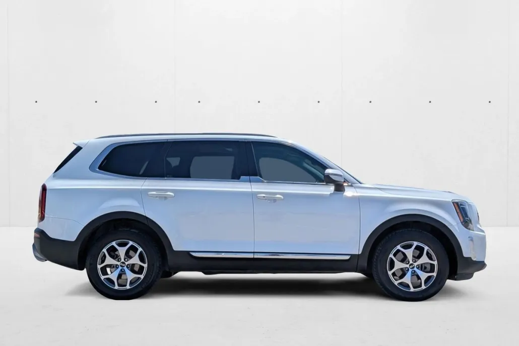 2020 Kia Telluride EX photo 1