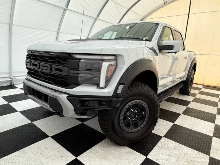 2025 Ford F-150 Raptor photo 1