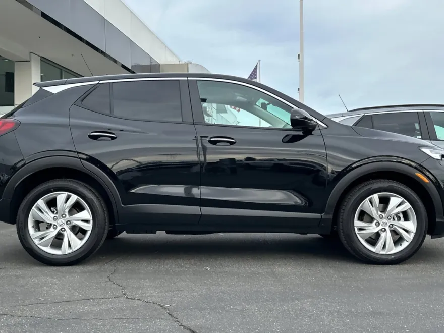 2025 Buick Encore GX Preferred photo 1