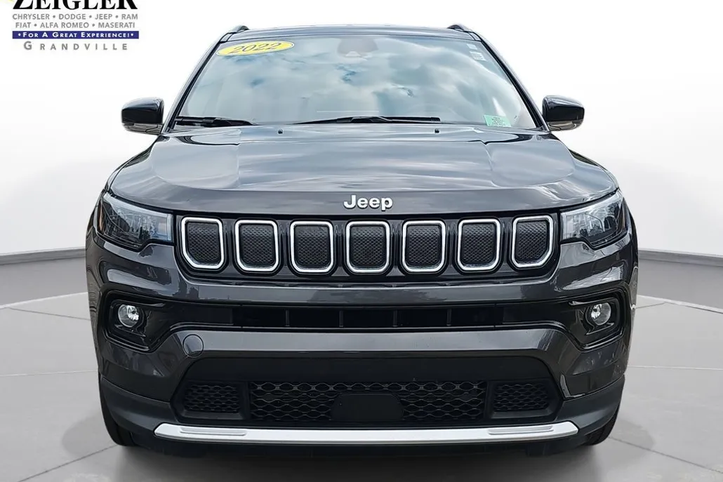 2022 Jeep Compass Limited photo 1