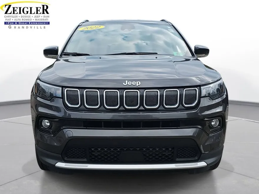 2022 Jeep Compass Limited photo 1