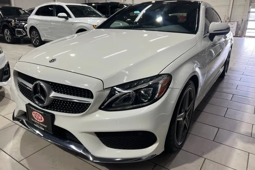 2018 Mercedes Benz C 300 4MATIC photo 1