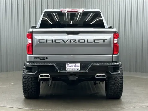 2022 Chevrolet Silverado 1500 LT Trail Boss photo 4