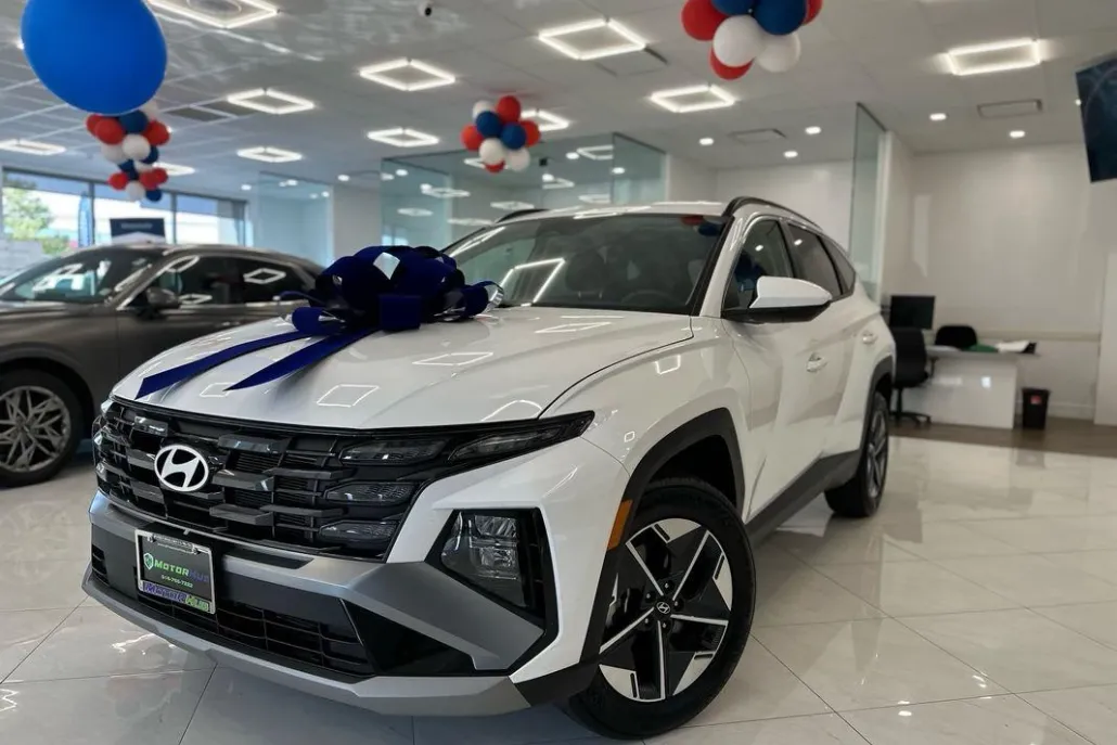 2025 Hyundai Tucson SEL photo 1