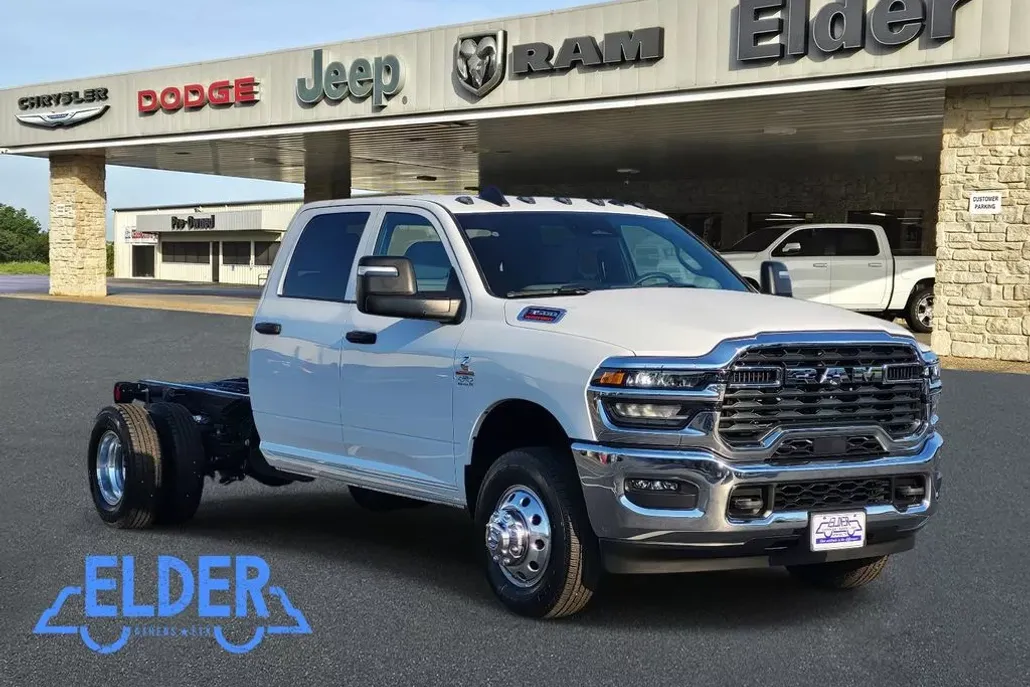 2026 Ram 3500 Tradesman photo 1
