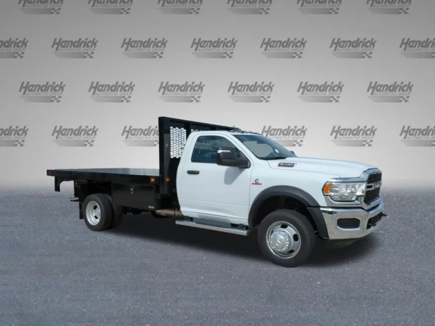 2024 Ram 5500 Tradesman photo 1