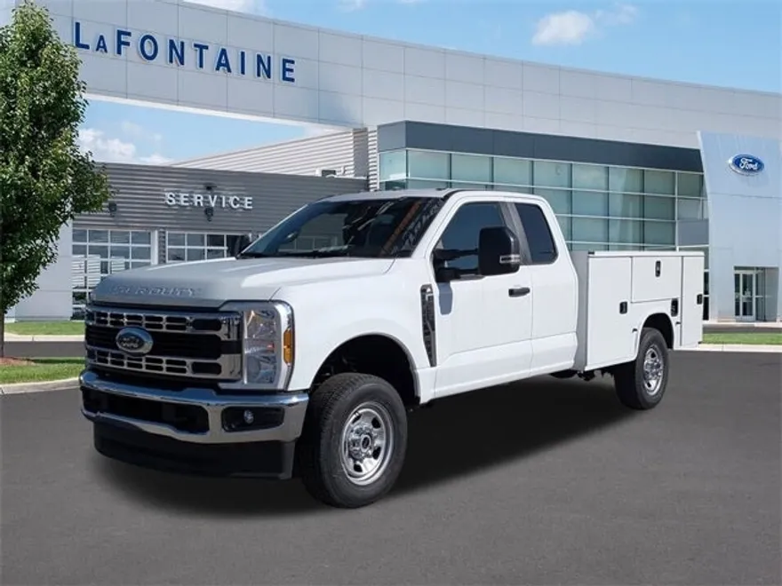 2025 Ford F-350 photo 1