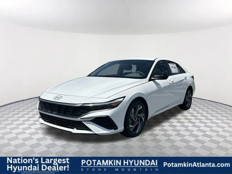 2025 Hyundai Elantra SEL Sport photo 1