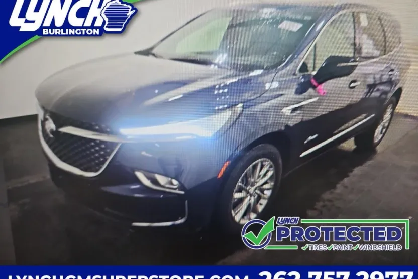 2023 Buick Enclave Avenir photo 1
