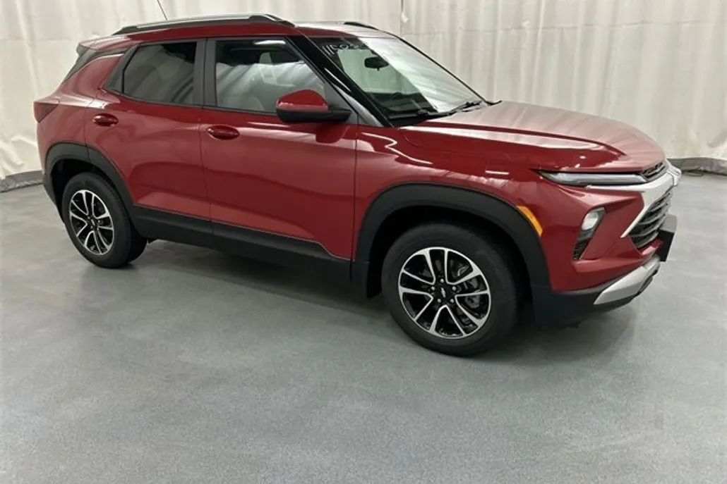 2026 Chevrolet Trailblazer LT photo 1