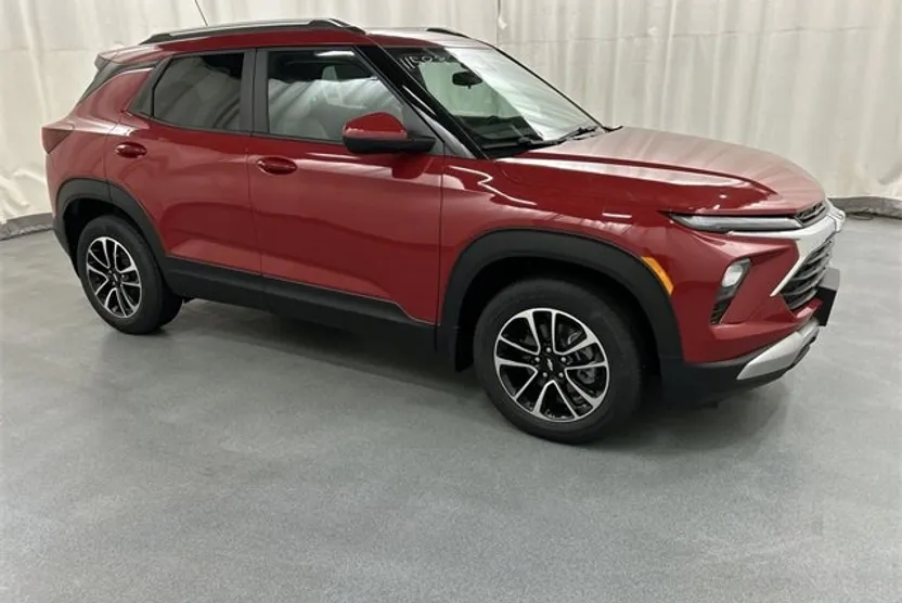 2026 Chevrolet Trailblazer LT photo 1