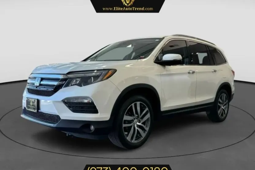 2017 Honda Pilot Touring Sport photo 1
