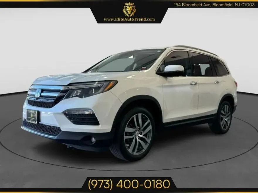 2017 Honda Pilot Touring Sport photo 1
