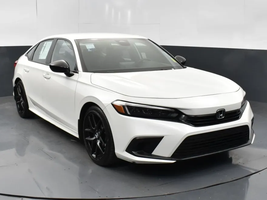 2024 Honda Civic Sport photo 1