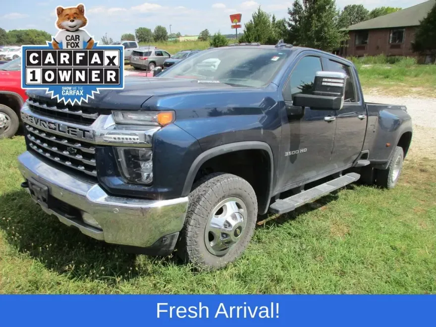 2023 Chevrolet Silverado 3500HD LTZ photo 1