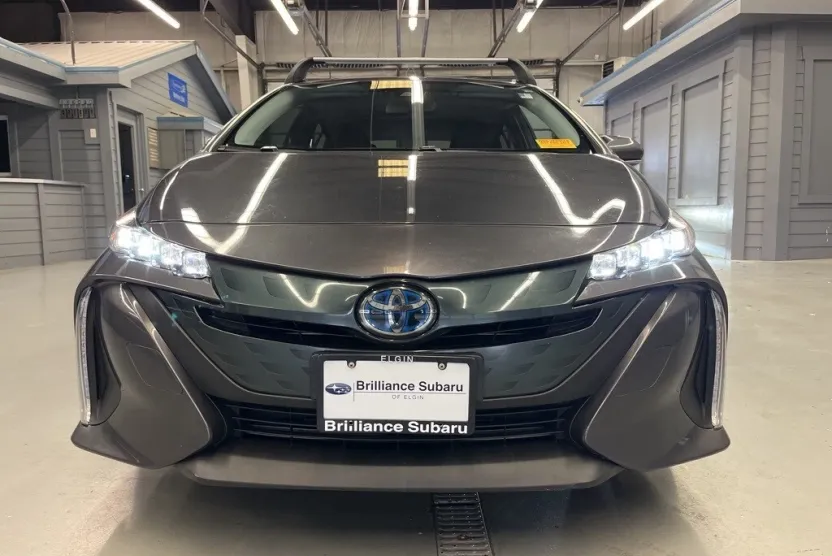 2020 Toyota Prius Prime photo 1
