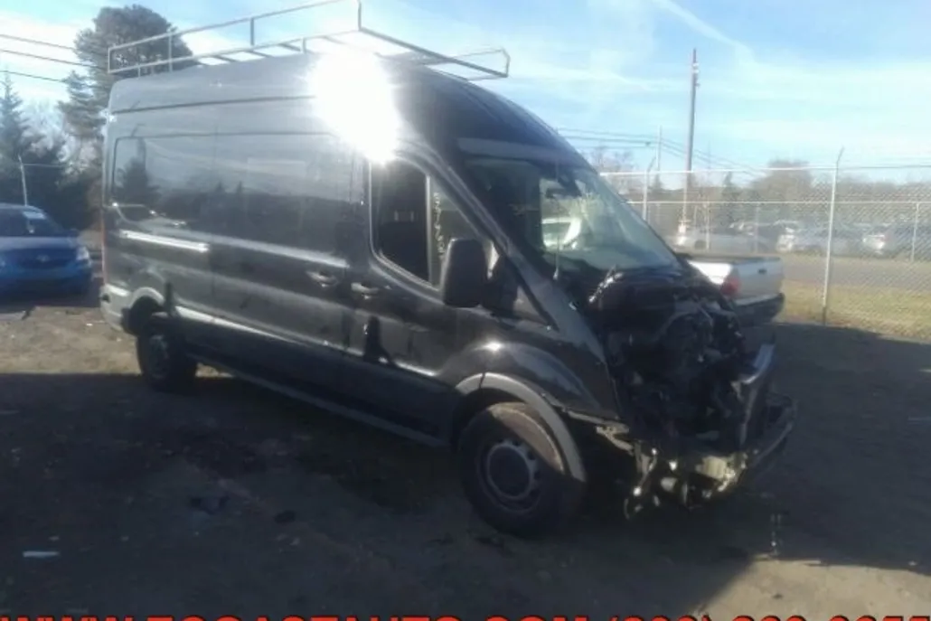 2019 Ford Transit Van photo 1