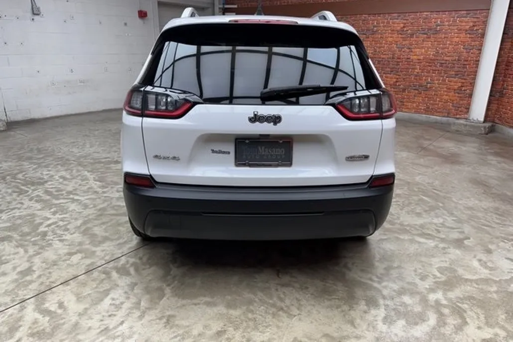 2020 Jeep Cherokee Latitude photo 1