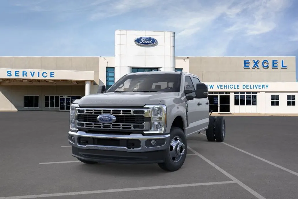 2026 Ford F-350 photo 1