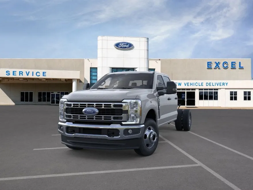 2026 Ford F-350 photo 1
