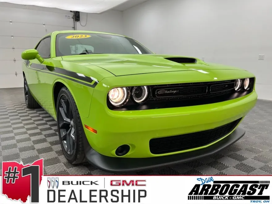 2023 Dodge Challenger GT photo 1
