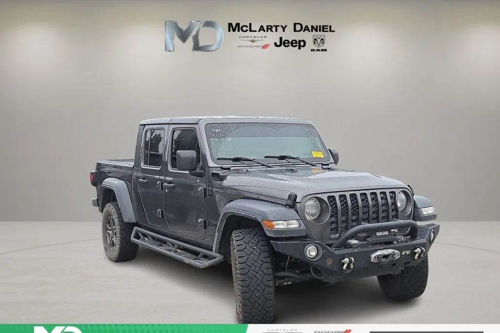 2021 Jeep Gladiator Sport photo 1