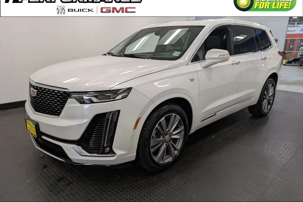 2022 Cadillac XT6 Premium Luxury photo 1