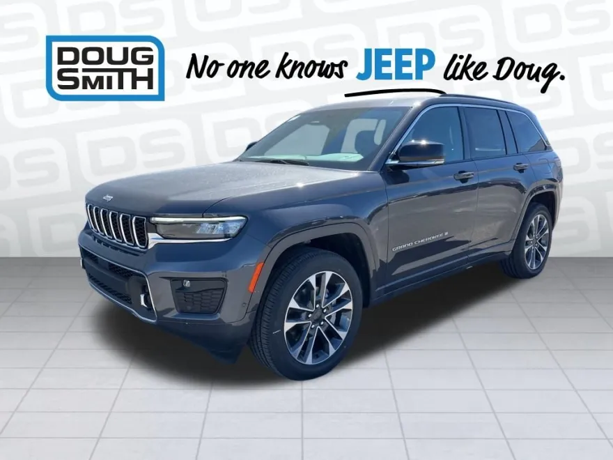 2025 Jeep Grand Cherokee Overland photo 1