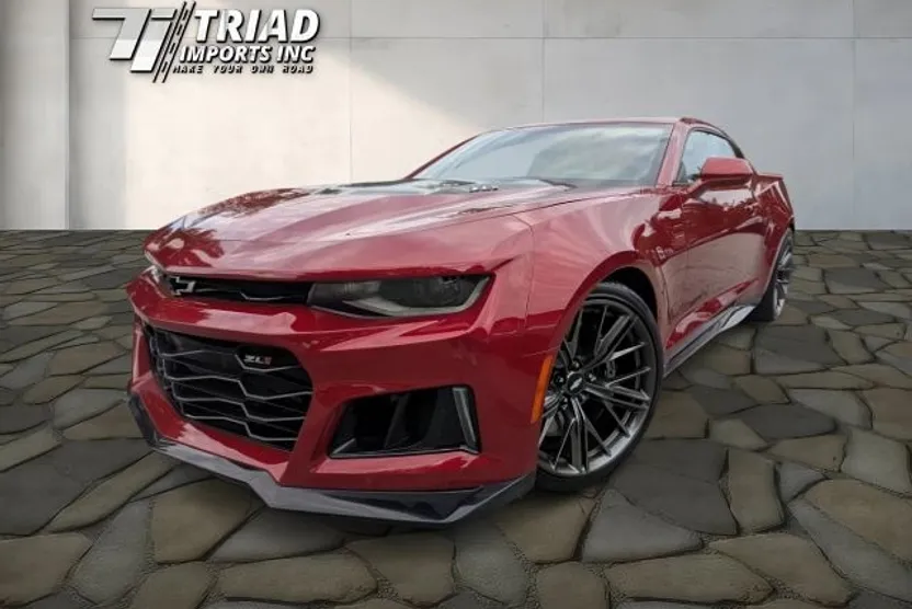 2019 Chevrolet Camaro ZL1 Coupe photo 1