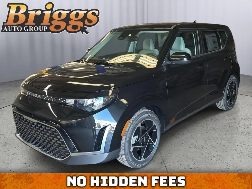 2025 Kia Soul EX photo 1