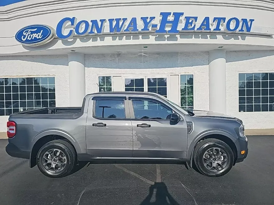 2024 Ford Maverick XLT photo 1