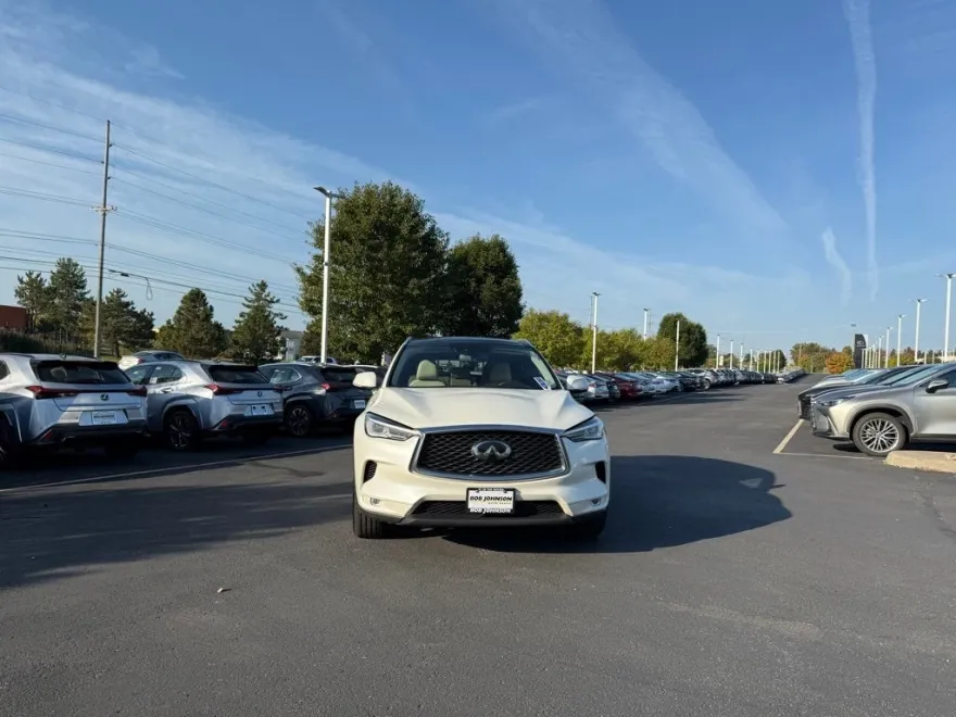 2020 Infiniti QX50 Luxe photo 1