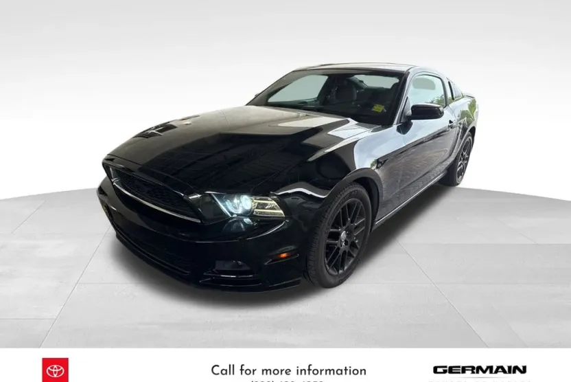 2014 Ford Mustang V6 photo 1