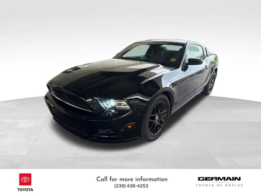 2014 Ford Mustang V6 photo 1