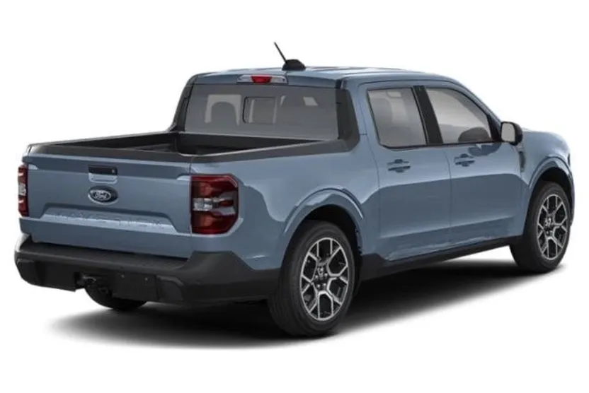 2025 Ford Maverick Lariat photo 1