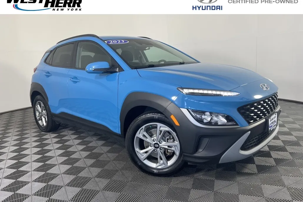 2023 Hyundai Kona SEL photo 1