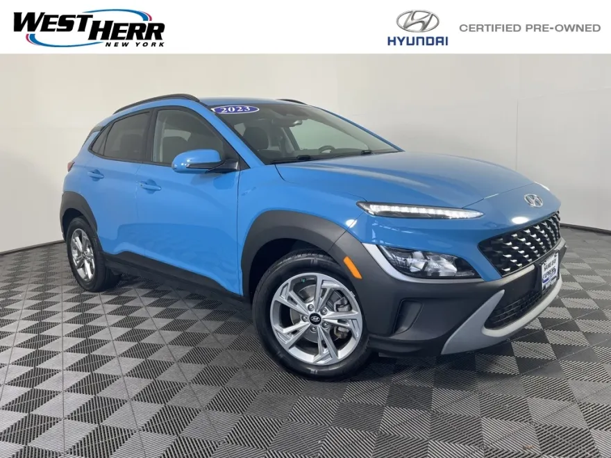 2023 Hyundai Kona SEL photo 1
