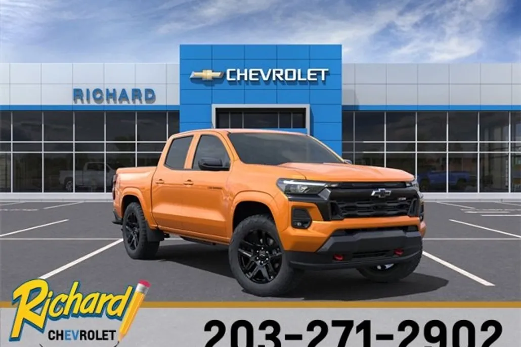 2025 Chevrolet Colorado Z71 photo 1