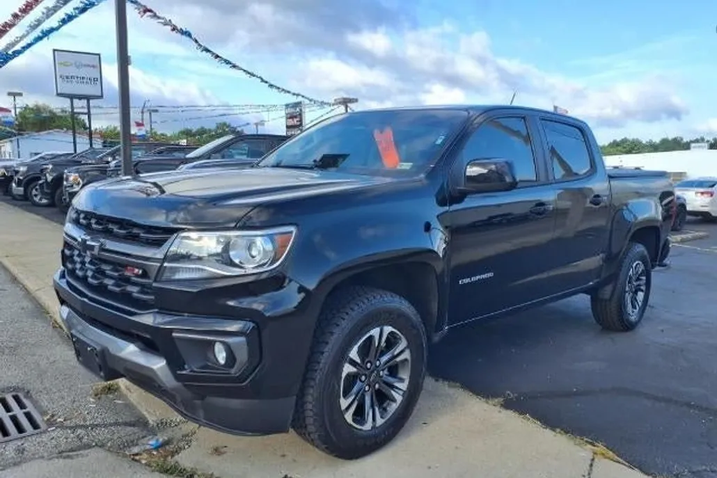 2021 Chevrolet Colorado Z71 photo 1
