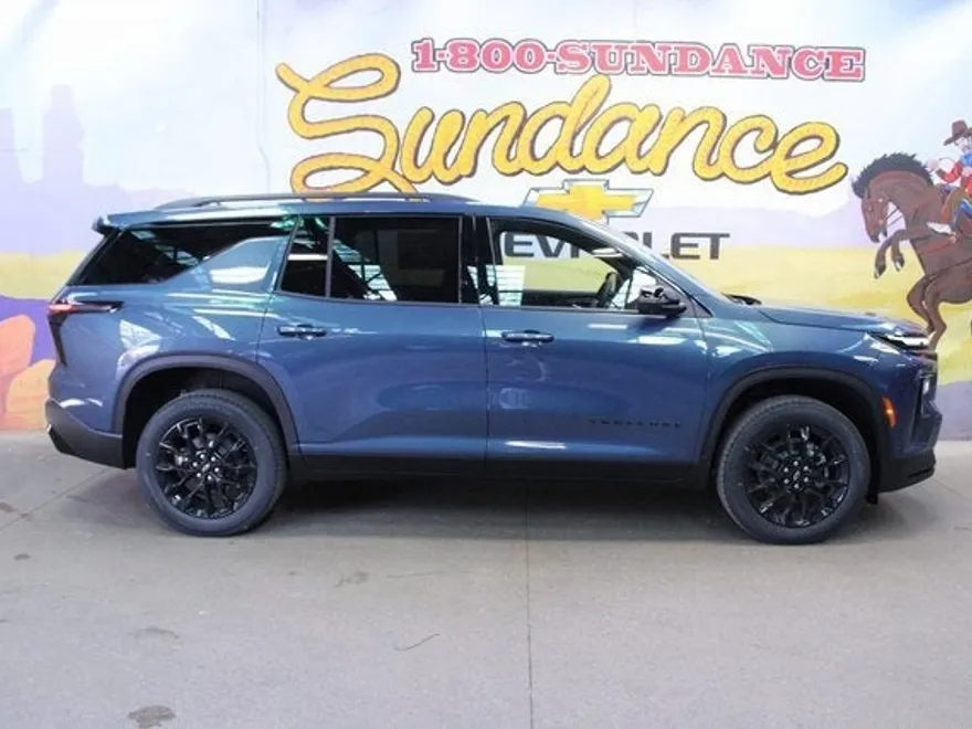 2026 Chevrolet Traverse photo 1