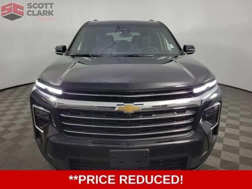 2025 Chevrolet Traverse photo 1
