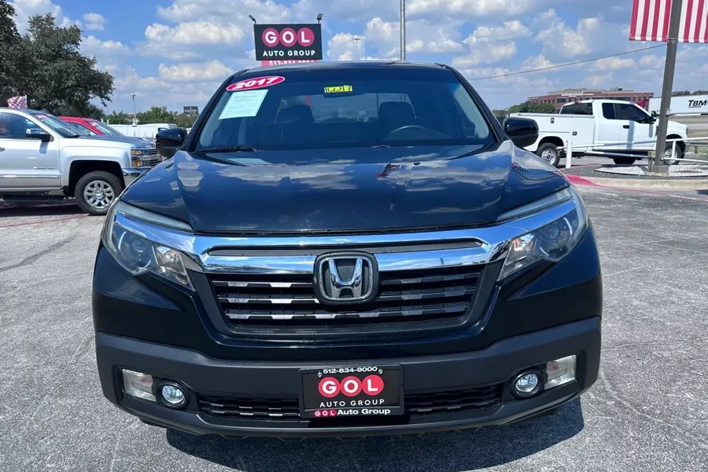 2017 Honda Ridgeline RTL photo 1