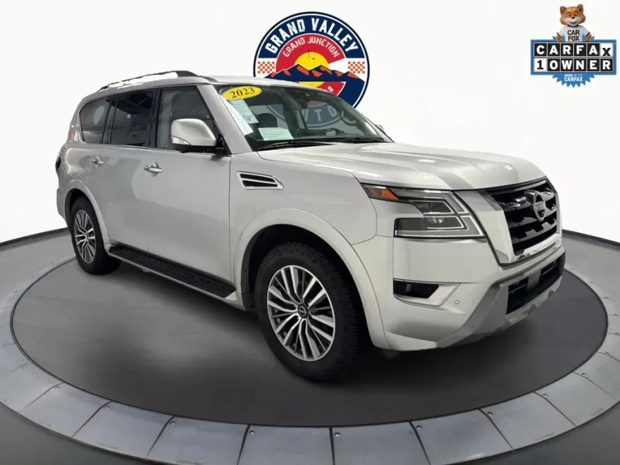 2023 Nissan Armada SL photo 1