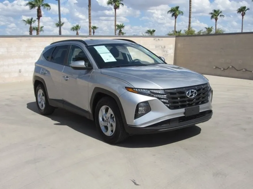 2024 Hyundai Tucson SEL photo 1