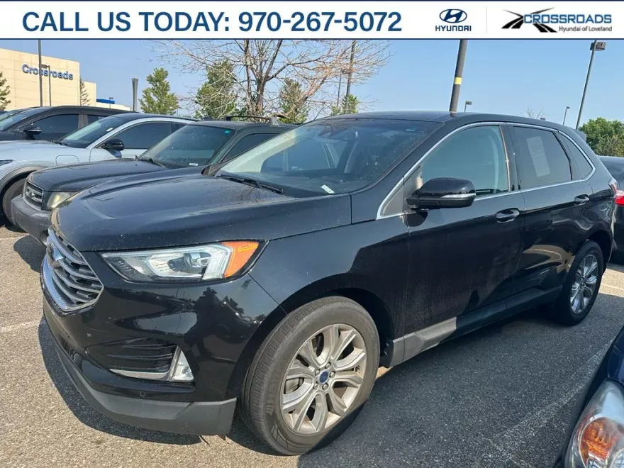 2022 Ford Edge Titanium photo 1