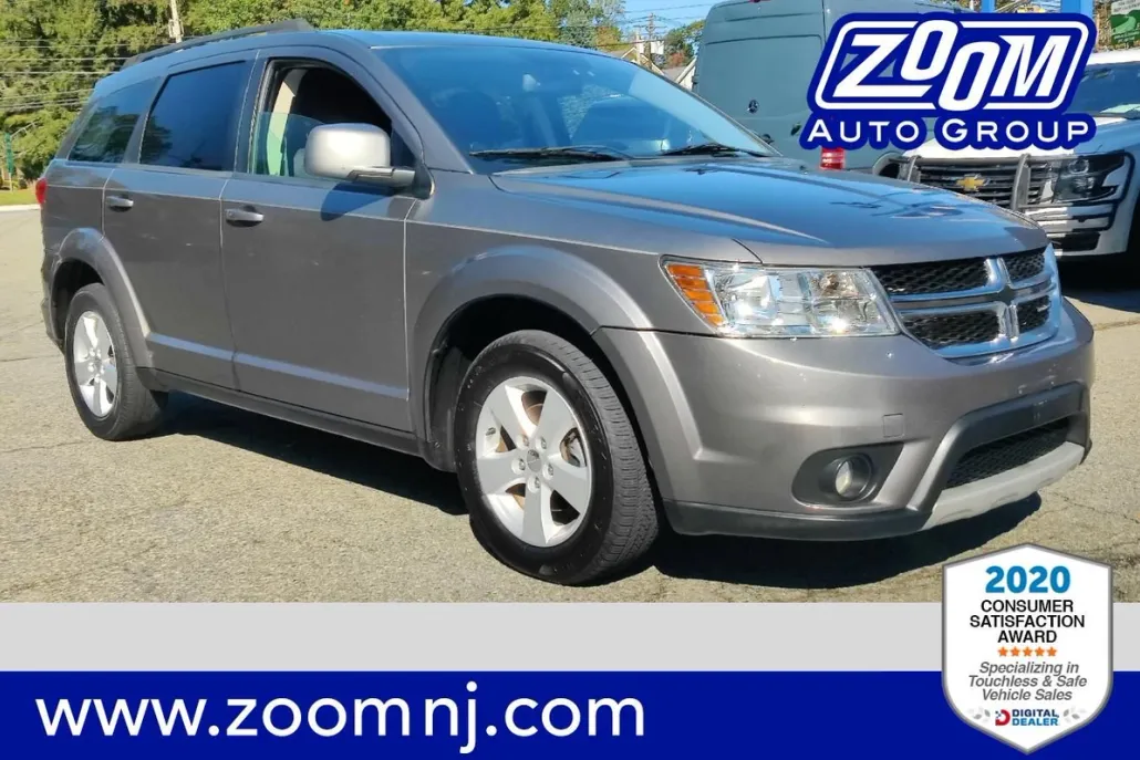 2012 Dodge Journey SXT photo 1