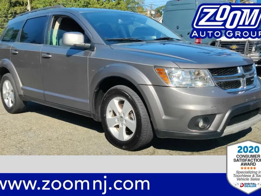 2012 Dodge Journey SXT photo 1